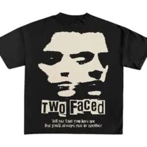 Two faced Printed Short Sleeve Tee size medium